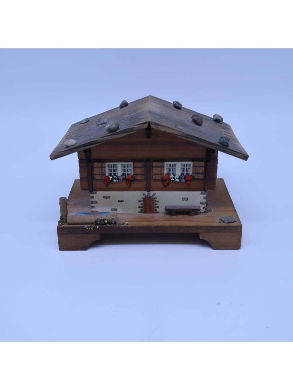 Home Vintage Swiss Alpine Chalet Wooden Music Box Polka Luxembourgeoise Trinket
